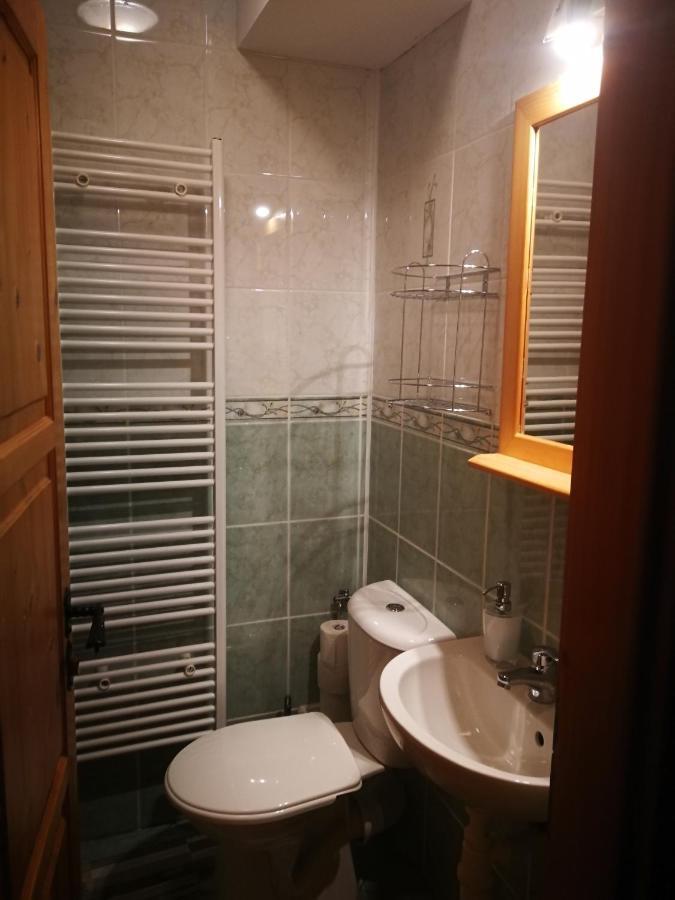 Pod Palmou Gerlachov Svätý Jur Exterior photo
